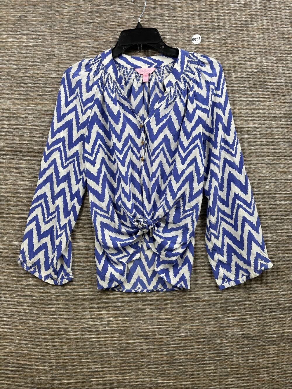 Lilly Pulitzer Silk Top Womens Size XS White Blue Chevron Popover Lightweight